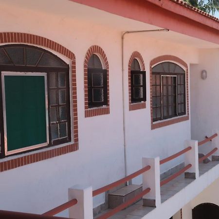 Suites Libertah Peruíbe Exterior photo
